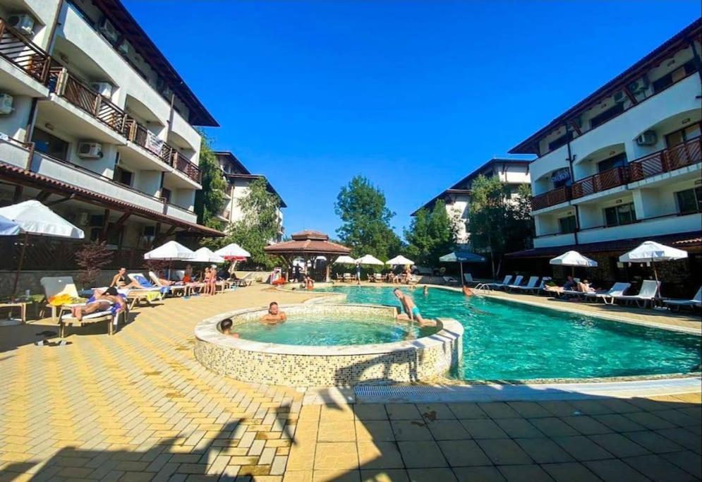Apartament Studio Comfort Primorsko Mm Complex Zewnętrze zdjęcie